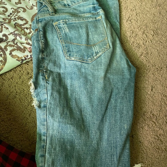 Clothes - Picture 9 of 16